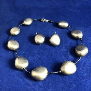 Matching Necklace and earring set